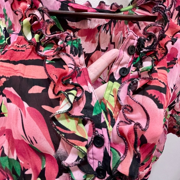 Floral Ruffle Blouse - Picture 3 of 4